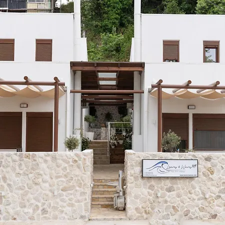 Leaves & Waves Apartment Stomion  Exterior photo